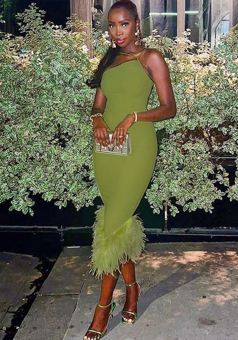 Club Party Dresses, Fake Fur, Bodycon Dress Parties, Maxi Dress Green, Mermaid Dress, Mermaid Dresses, Dress Cuts, Asymmetrical Dress, Spaghetti Strap Dresses