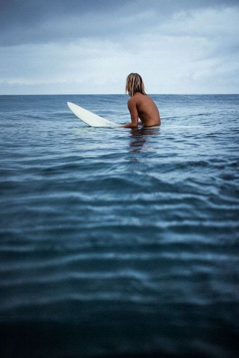 Surfs up t minus... Surfer Boys, Behind Blue Eyes, Sup Yoga, Surfing Photography, Surf Life, Salt Life, Surf Style, Surfs Up, Surfer Girl