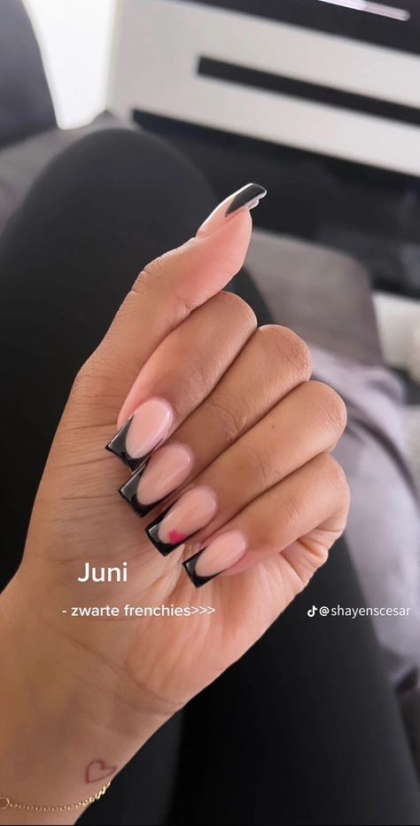 Pink Base Black French Tip Nails, Black French Tip With Design, Dope Nail Designs Short Length, Black French Tip Nails With Design, Black French Tip, Aqua Nails, French Tip Acrylic Nails, Work Nails, Casual Nails