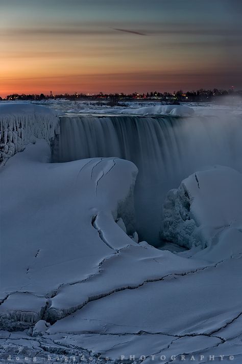 . Niagara Falls Canada Winter, Niagara Falls Winter, Niagara Falls Trip, Winter Core, Canada Winter, Niagara Falls Ny, Niagara Falls Canada, Venice Biennale, Winter Scenery