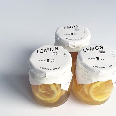 Simple and clean packaging for lemons Jam Packaging, Glasses Design, Jar Packaging, Store Food, Brand Ideas, Pack Design, Branding Ideas, Farm Shop, Tea Packaging