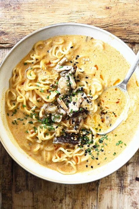 Spicy Coconut Curry Ramen Curry Ramen Noodles, Coconut Ramen, Coconut Curry Ramen, Spicy Coconut Curry, Ramen Ingredients, Sauteed Eggplant, Curry Ramen, Spicy Appetizers, Vegan Junk Food