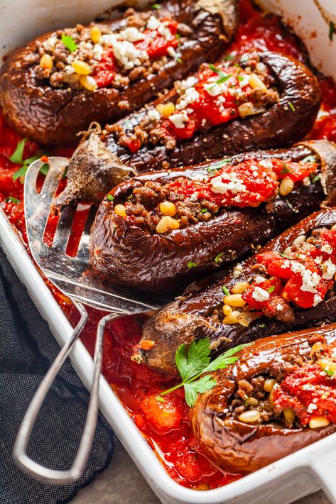 Middle Eastern Meat Stuffed Eggplant #eggplant #pinenuts #stuffed #tomato #middleeastern #aubergine Middle Eastern Eggplant, Eggplant Stuffed, Eggplant Recipes Easy, Greek Appetizers, Stuffed Eggplant, Eggplant Dishes, Mediterranean Dishes, Eggplant Recipes, Healthy Foodie