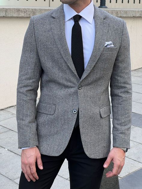 Elevate your style and fashion. Style with cause Grey Blazer Outfit Men, Grey Blazer Outfit, Light Suit, Fall Suit, Suit Tuxedo, Classy Suits, Big Men Fashion, Mens Fashion Blazer, Blazer Outfit