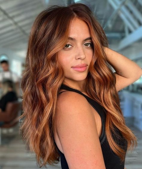 Chocolate Hairstyle with Auburn Money Piece Brown Hair With Pink Money Piece, Deep Auburn Hair, Light Auburn Hair Color, Brown Auburn Hair, Hair Color Styles, Red Money, Auburn Red Hair, Copper Hair Color Ideas, Auburn Hair Color