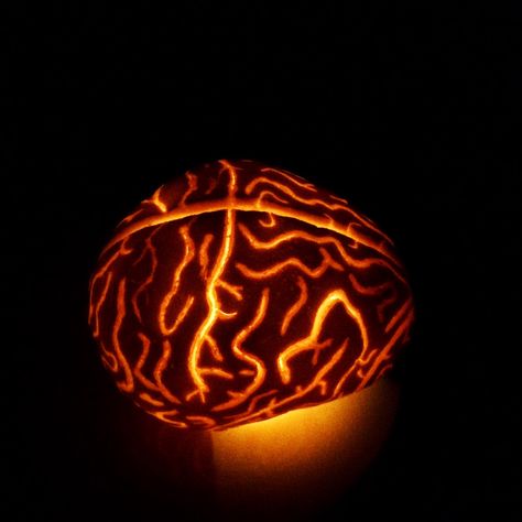 Pumpkin Brain Carving, Pumpkin Carving Brain, Brain Pumpkin Carving, Pumkin Carving, Halloween Pumpkin Carving Stencils, Pumpkin Carving Contest, Pumpkin Carving Stencils, Funky Monkey, Carving Stencils