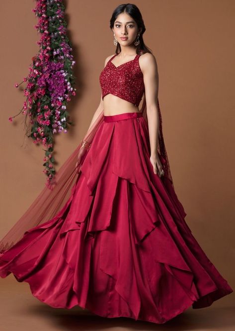 We have collected latest and best blouse designs for bride and bridesmaids for weddding functions. from bridal blouse deigns to unique blouse deisgns, we have 200+ blouse designs. #shaadisaga #indianwedding #blousedesign #blousedesignlatest #blousedesignsimple #blousedesignbridal #blousedesigndifferent #blousedesignunique #blousedesignembroidered #blousedesignweddingsaree #blousedesignpink #blousedesignbackless #blousedesignboatneck #blousedesignnew #blousedesignmirrorwork #blousedesignlehenga Ruffle Lehanga, Designer Lehanga, Layered Lehenga, Orang India, Ethnic Clothes, Ghaghra Choli, Crop Top Lehenga, Indian Outfits Lehenga, Wedding Lehenga Designs