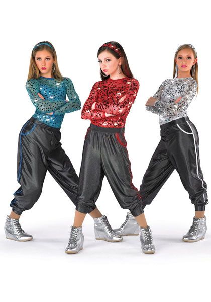 Bgc Outfit, Emoji Outfits, Hip Hop Dance Costumes, Contemporary Dance Outfits, Cute Dance Costumes, Dance Costumes Hip Hop, Hip Hop Costumes, Dance Picture Poses, Dance Attire