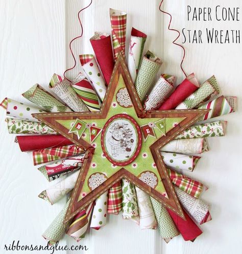 Christmas Paper Cone Star Wreath Diy Holiday Decorating, Couronne Diy, Star Wreath, Wreath Wall Art, Wreath Hanging, Paper Wreath, Holiday Decorating Ideas, Paper Cones, Holiday Paper