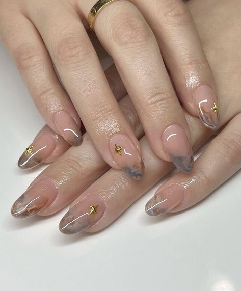 Nails Yellow, Hello Nails, Nails Today, Minimal Nails, Blush Nails, Classy Acrylic Nails, Soft Nails, Minimalist Nails, Classy Nails