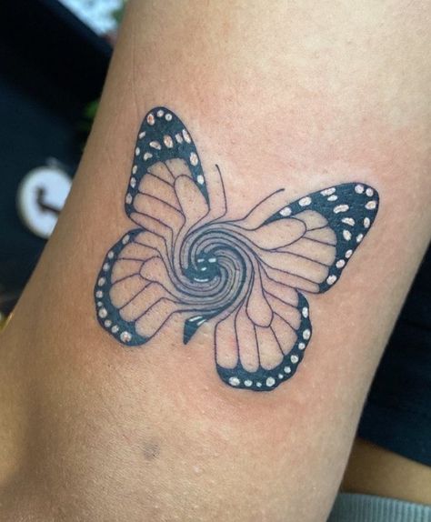 Trippy Flowers Tattoo, Groovy Butterfly Tattoo, Spiral Butterfly Tattoo, Cool Trippy Tattoos, Butterfly Domino Effect Tattoo, Trippy Butterfly Art, Melting Butterfly Tattoo, Eyeball Butterfly, Small Trippy Tattoo Designs