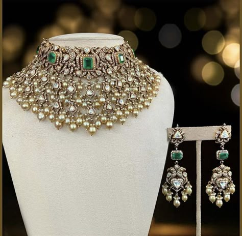 Dhanashree Verma, Uncut Necklace, Kundan Jewellery Bridal, Engagement Ring Sets, Bridal Necklace Designs, Neck Pieces Jewelry, Bridal Jewelery, Antique Necklaces Design, Victorian Jewellery