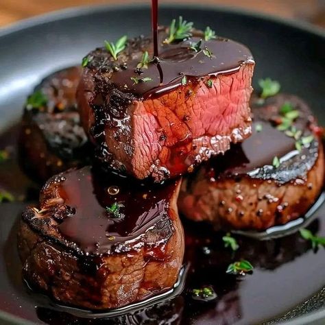 Gordon Ramsay 🍖 | Tender Filet Mignon with Red Wine Reduction | Facebook Filet Mignon Recipe, The Stay At Home Chef, Red Wine Recipe, Red Wine Reduction, Mignon Steak, Filet Mignon Steak, Stay At Home Chef, Beef Filet, Food Wars