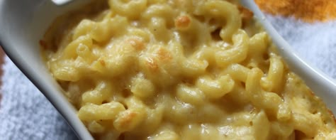 Mac and Cheese from Magnolia Table - Colleen Saltarelli Macaroni With Ground Beef, Magnolia Table Recipes, Joanna Gaines Recipes, Thanksgiving Top, Recipe Thanksgiving, Magnolia Table, Baked Mac N Cheese, Mac And Cheese Recipe, Baked Mac