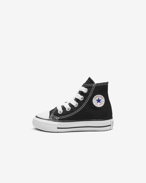 Kids Converse Shoes, Boys Fashion Dress, Future Son, Mommy Daughter Outfits, Toddler Converse, Baby Converse, Baby Rosa, Girls Converse