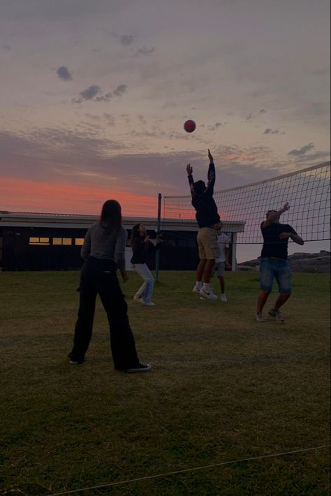 Asethic Volleyball Pictures, Outdoor Volleyball Aesthetic, Fall Volleyball Aesthetic, Volleyball Vision Board Pictures, Volleyball Aesthetic Dark, Aesthetic Volleyball Pics, Volleyball Asthetic Picture, Vball Pics Aesthetic, Volleyball Aesthetic Preppy