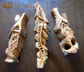 Small whimsical houses done in cottonwood bark, they are between 6'' - 8'' in height: Small Wood Carving Ideas, Small Wood Carving, Whimsical Carvings, Bark Carving, Gnome Houses, Woodcarving Ideas, Whimsical Houses, Carving Projects, Wood Carving Ideas