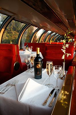 Napa Valley Wine Train, Wine Train, Simplon Orient Express, Napa Valley Wine, Luxury Train, A Bottle Of Wine, Orient Express, Bottle Of Wine, Train Rides