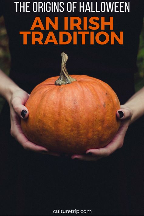 The Origins Of Halloween: An Irish Tradition Vegan Halloween Candy, Irish Halloween, Retirement Decorations, Origin Of Halloween, Cute Halloween Treats, Diy Halloween Treats, Vegan Halloween, Halloween Traditions, Irish Heritage