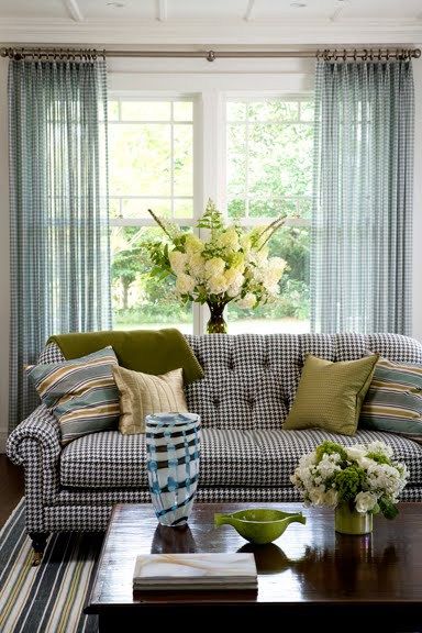 CHECK PLEASE - THE GLAMOUR OF GINGHAM! | COCOCOZY Gingham Decor, Checked Sofa, Check Please, Tufted Sofa, Curtain Designs, Blue Gingham, New Living Room, A Living Room, Front Room