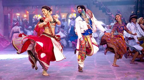 Gujarati Garba Songs, Garba Songs, Dandiya Raas, Navratri Songs, Dandiya Dress, Garba Dance, Dance Wallpaper, Navratri Garba, Navratri Dress