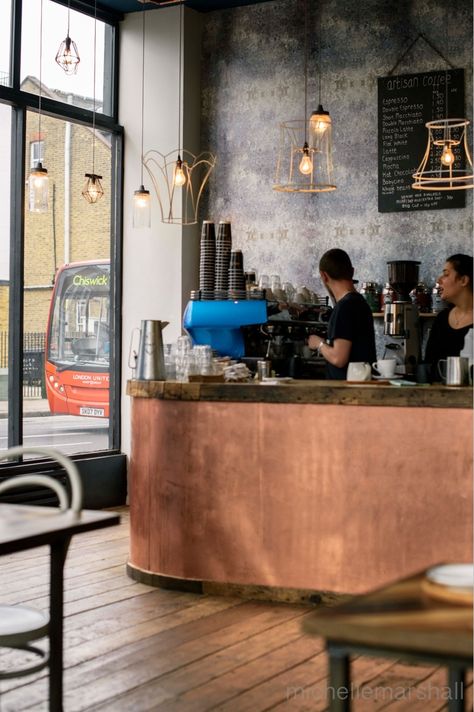 artisan coffee, london.  Copper bar cladding lampshades. Bar Panelling, Artisan Cafe, Design Café, Bar Inspiration, Copper Bar, Cafe Bistro, Bar Interior, Coffee Shop Design, Cafe Style