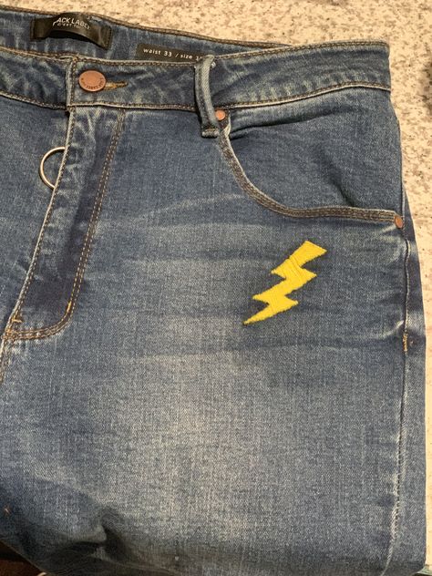 Lightning Bolt Embroidery, Embroidered Sweatpants Diy, Embroidery Designs Pants, Lightening Embroidery, Embroidery Inspiration Jeans, Embroidery Lightning, Lightning Embroidery, Sweatpants Diy, Y2k Embroidery