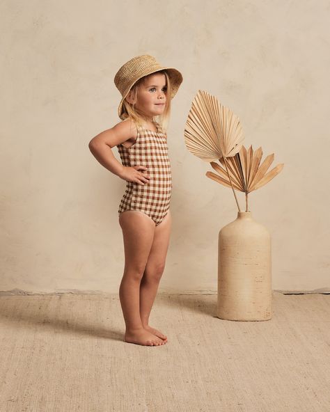 One-piece swimsuit that is an easy go-to everyday swim suit. All Rylee + Cru swimwear is UPF 50+ so you can stay protected from the sun in style.Featuring our 'summer plaid' all-over print.Care: Machine wash cold. Hang dry. *We recommend washing your Rylee + Cru swimsuits on delicate to help them stay looking their best.Made of 46% Polyamide, 44% Polyester, 10% Elastane Due to the once-a-year deep discount during our end of season sale, all products bought at 40% off are considered final sale an Swimwear Photoshoot, Cropped Rash Guard, Summer Plaid, Artist Outfit, End Of Season Sale, Kids Swimwear, Swim Suit, Summer Girls, Upf 50