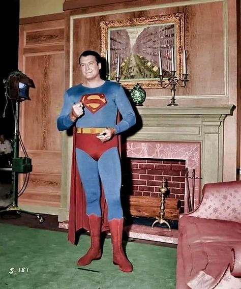 George Reeves as Superman Real Superman, Superman Actors, Original Superman, Mole Man, George Reeves, New York Socialites, Hopalong Cassidy, Adam Hughes, Action Comics