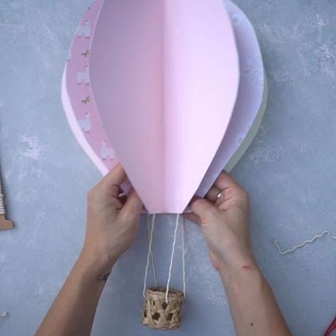 DIY ACTIVITY CUBE FOR TODDLERS Diy Paper Balloons, Ballon Paper Craft, Paper Balloons Decorations, How To Make A Air Balloon, Hot Air Balloon Diy How To Make, How To Make Paper Balloons, Air Baloons Decoration Diy, Hot Air Balloon Paper Craft, Diy Paper Hot Air Balloon