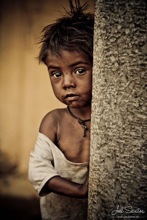 Kids Around The World, Poor Children, People Of The World, Migraine, People Around The World, Children Photography, Maldives, Namaste, Travel Photos