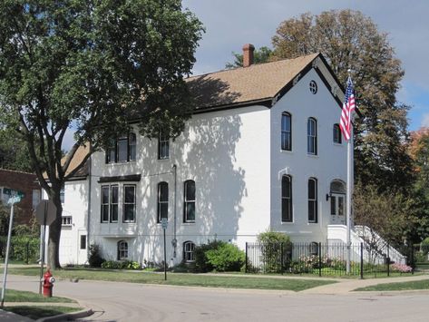 Muller House, Arlington Heights Arlington Heights Illinois, North Chicago, Chicago Suburbs, Good Neighbor, Kids Adventure, Places To Live, Best Places To Live, Big City, The Crazy