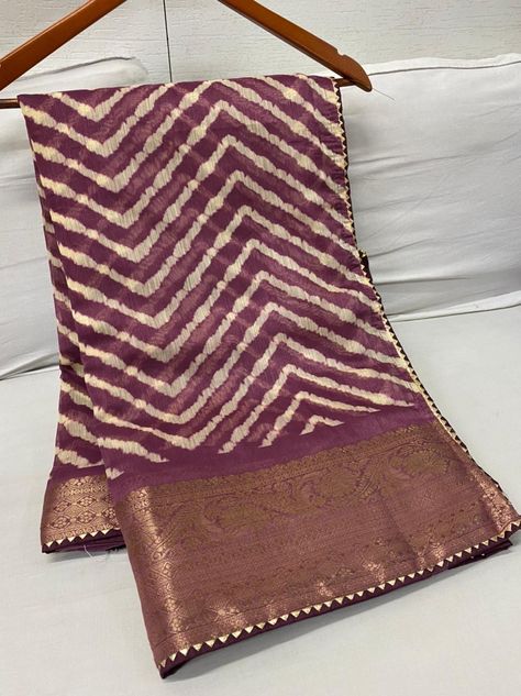 Lehariya Saree, Insta Instagram, Art Beautiful, Cotton Saree, Beautiful Fashion, Dm Me, Vintage Art, Insta Fashion, Zip Around Wallet