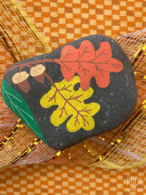 Fall Rocks, Easy Rock Painting Ideas, Easy Rock Painting, Rock Painting Supplies, Ideas For Thanksgiving, Christmas Rocks, Boards Ideas, Fall Rock, Fall Canvas Painting