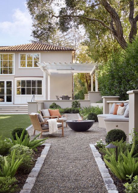 Sylvan Escape - Transitional - Patio - San Francisco - by David Thorne Landscape Architect | Houzz Deco Spa, Patio Grande, Gravel Patio, Gravel Garden, Backyard Remodel, Backyard Inspiration, Backyard Inspo, Yard Design, Garden Pathway