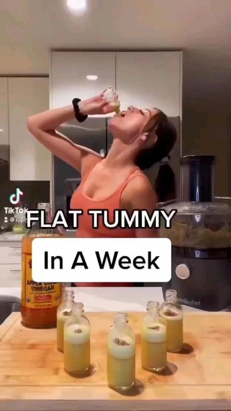 Flat Tummy In A Week, Healthy Juice Drinks, Smoothie Diet Challenge, Diet Smoothie Recipes, New Lifestyle, Diet Challenge, Healthy Drinks Recipes, Fat Burner Drinks, Flat Tummy