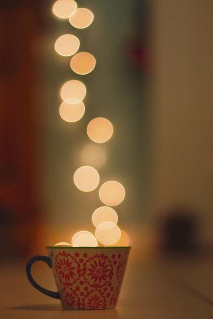 The Beauty of The Cup Filler filling your cup :) It's almost magical :) #tasteandseethattheLordisgood Foto Tips, 背景 シンプル, Foto Art, Trik Fotografi, Jolie Photo, Coffee Love, Beautiful Photography, Pretty Pictures, Creative Photography