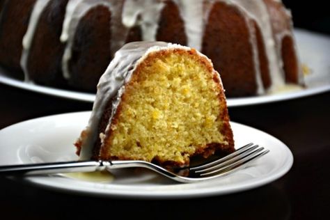 Grandma’s Chocolatey Orange Cake Orange Flavoured Cake, 7up Cake Recipe, 7up Cake, Easy Bundt Cake Recipes, Orange Olive Oil Cake, Orange Olive Oil, Almond Glaze, Pudding Bread, Lemon Quinoa