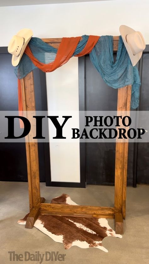 Use affordable common board to build an easy wood backdrop for your next celebration.  This one is styled for a western graduation party but a simple change of the scarves and accessories can turn this frame into a backdrop that can fit any holiday, season, or celerbation. Diy Rustic Backdrop, Western Photo Backdrop, Western Graduation Party, Tradeshow Backdrop, Western Graduation, Western Vbs, Diy Wood Frame, Themed Graduation Party, Frame Backdrop