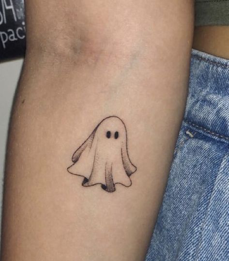 Retro Ghost Tattoo, Ghost Tattoos With Flowers, Reading Ghost Tattoo, Dainty Ghost Tattoo, Ghost With Headphones Tattoo, Girly Ghost Tattoo, Ghost Book Tattoo, Small Ghost Tattoo Simple, Ghost With Pumpkin Tattoo