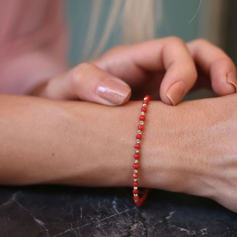 CORAL and 14k Gold Beaded Bracelet Mediterranean Red Coral Bracelet Genuine Red Coral Bracelet Carved Round Beads Gift for Her - Etsy Coral Accessories, Throat Chakra Crystals, Red Coral Jewellery, Jewelry Market, Gold Heart Bracelet, Gold Beaded Bracelet, Jewerly Beads, Chakra Healing Crystals, Coral Bracelet