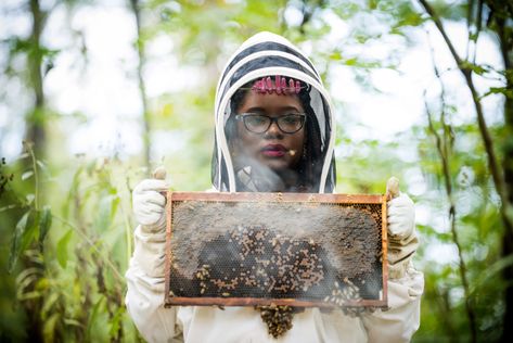 Black Homesteaders, Fire Tonic, Black Farmers, Community Supported Agriculture, Modern Farmer, Farm School, Female Farmer, Urban Farmer, Protect Nature