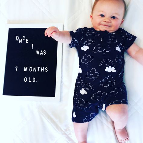 #baby #7monthold #7montholdphoto #monthlypicture #letterboard #babyletterboard #babymonthbymonth First Tooth Letterboard, 7 Month Old Milestone Picture, 7 Month Milestone Pictures, 7 Month Old Baby Pictures, 7 Months Baby Photoshoot, Monthly Baby Photos Boy, Baby Infographic, Milestone Ideas, 7 Month Baby