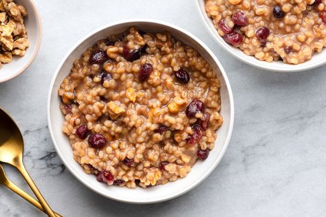 Breakfast Barley Recipe, Barley Recipe Healthy, Barley Breakfast, Pear Nectar, Barley Recipe, Best Cereal, Vegan Breakfasts, Hot Cereal, Best Breakfast Recipes