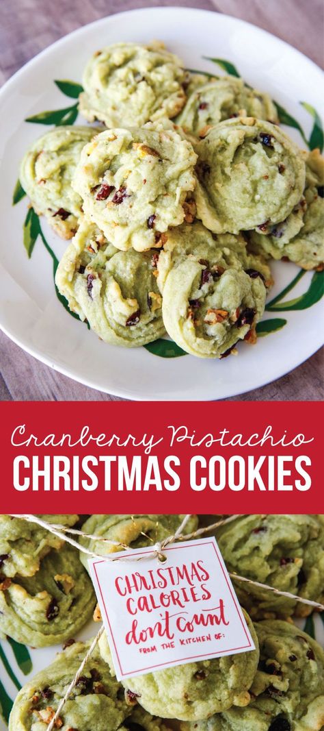 Amazing Christmas Cookies that are super easy to make. We love these Cranberry Pistachio Cookies so much! from www.thirtyhandmadedays.com Pistachio Christmas, Cranberry Pistachio Cookies, Nutella Biscuits, Crackle Cookies, Best Christmas Desserts, Pistachio Cookies, Sugar Cookie Mix, Delicious Christmas Cookies, Cranberry Pistachio