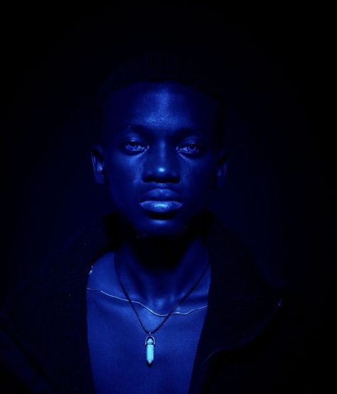 Blue Light On Black Skin, Blue Gel Photography, Blue Light Photography Portraits, Blue Toned Photography, Blue Lighting Photoshoot, Blue Lighting Portrait, Dynamic Lighting Photography, Colour Gel Photography Studio Lighting, Blue Theme Photoshoot