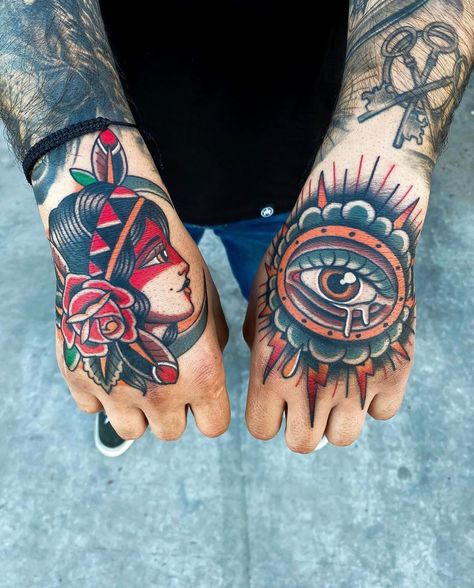 Traditional Old School Tattoos on Instagram: “Who: @jeronimo_tattoo Where:📍Mexicali, Mexico 🇲🇽 ... ... ... ... #traditionalartist #traditionaltattoo #skinart_traditional…” Traditional Tattoo Art Hand, Modern Traditional Tattoos Black, Traditional Hand Tattoos For Guys, Old School Hand Tattoo, Hand Tattoo Traditional, American Traditional Hand Tattoos, Traditional Mexican Tattoo, Traditional Elbow Tattoo, Mexican Traditional Tattoo