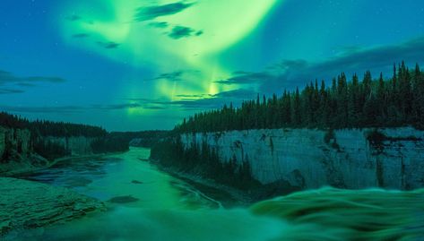 Seven Ways Hay River will inspire you | Spectacular Northwest Territories Magical Sky, River Pictures, Canada Pictures, Beach Relax, Big Lake, Outdoor Paradise, Northwest Territories, River Trail, Twin Falls