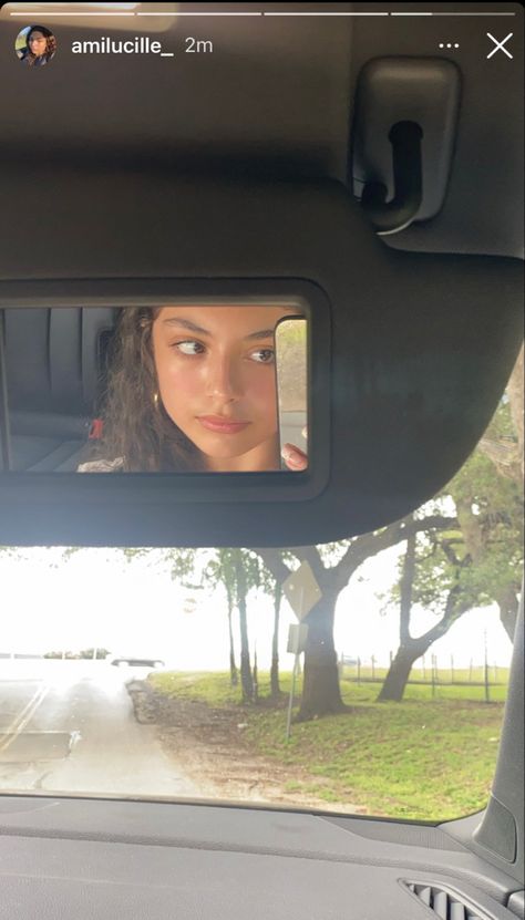 Car Mirror Selfie, Story Poses, Selfie Instagram Story, Story Captions, Caption Instagram, Selfie Pics, Inspo Pictures, Mirror Video, Unique Vehicles