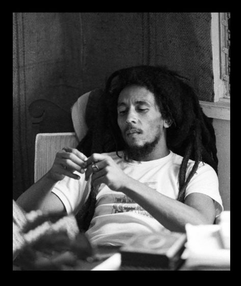 Bob Marley Photos, Image Bob Marley, Bob Marley Songs, Stephen Marley, Music Celebrities, Bob Marley Legend, Bob Marley Pictures, Damian Marley, Ziggy Marley